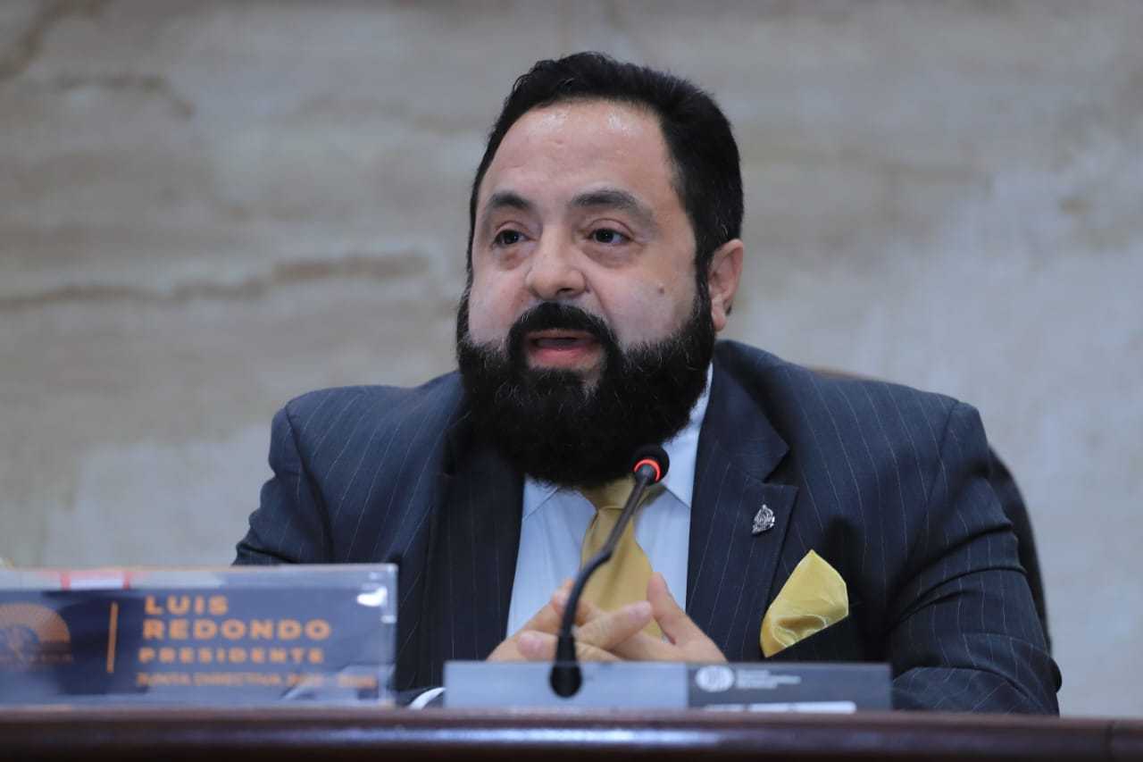 "Nosotros no esperamos que vengan con antorchas para pedir una CICIH": Presidente Luis Redondo 